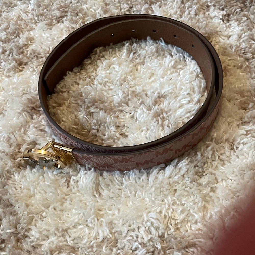 Michael Kors Blush and Gold Women's Belt - Picture 3 of 3